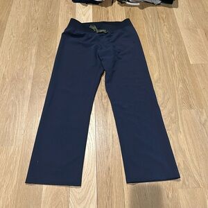 Figs straight leg, 2 pocket scrubs, Navy, PS